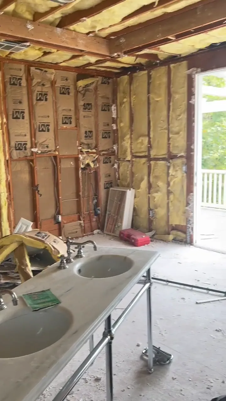 Kitchen and Bathroom Demolition in Los Angeles, CA